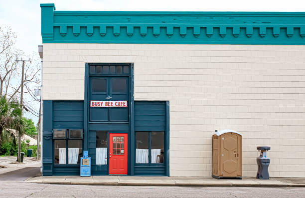 Best High-end porta potty rental  in Villa Ridge, MO